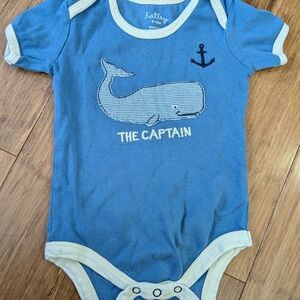 Hatley Blue Whale Print short sleeve baby one piece bodysuit